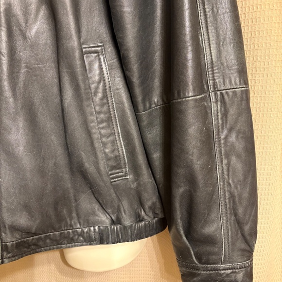 Clairborne Lamb Black Leather Bomber Jacket Men's L - Picture 3 of 16